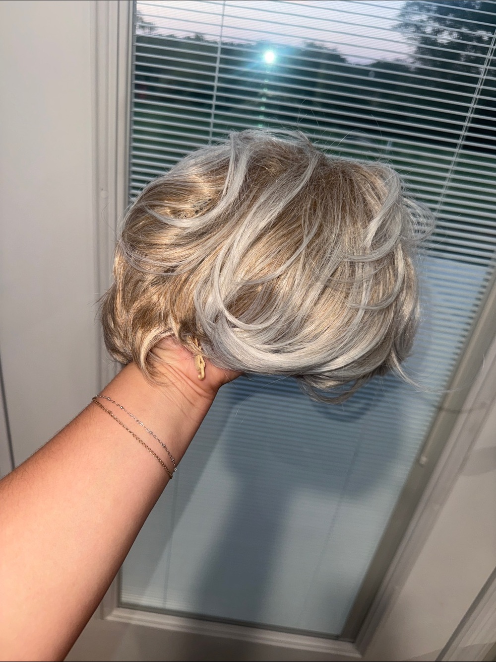 Short Layered Women's Human Hair Wig in Blonde and Silver